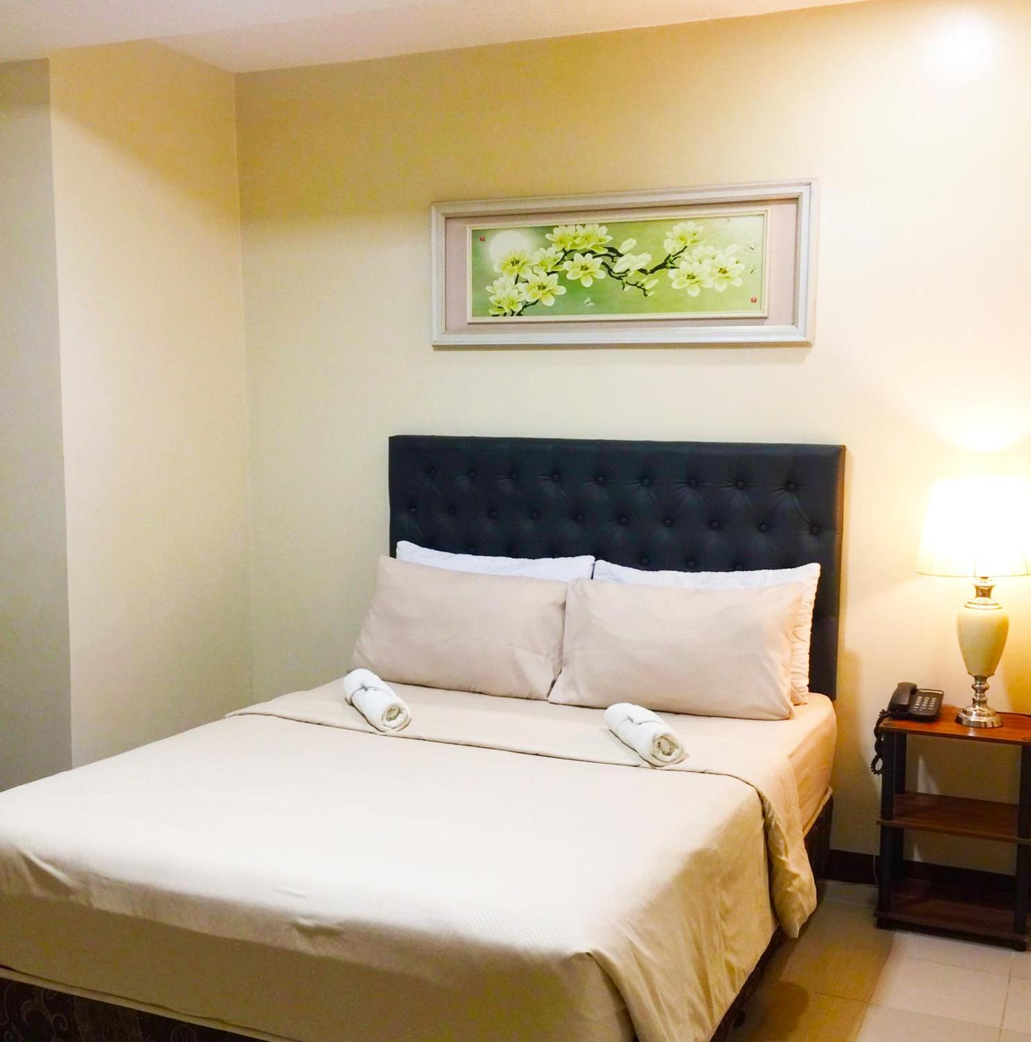 B&J Guesthouse And Tours Tagbilaran City Exterior foto